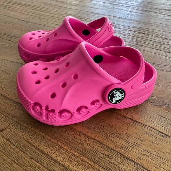 CROCS Other - Crocs Hot Pink - Size C6